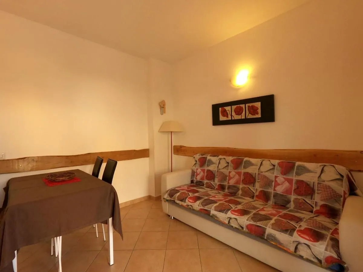 Vila Le Residenze Del Mare Porto San Paolo  0*, Porto San Paolo (Sardinia) Itálie